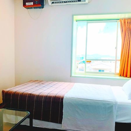 Uruma - Hotel / Vacation Stay 15224 Bagian luar foto